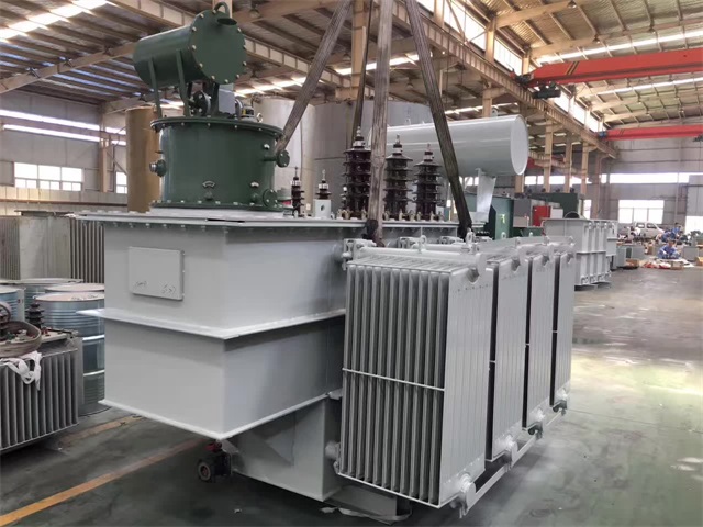 东方4000KVA油浸式电力变压器